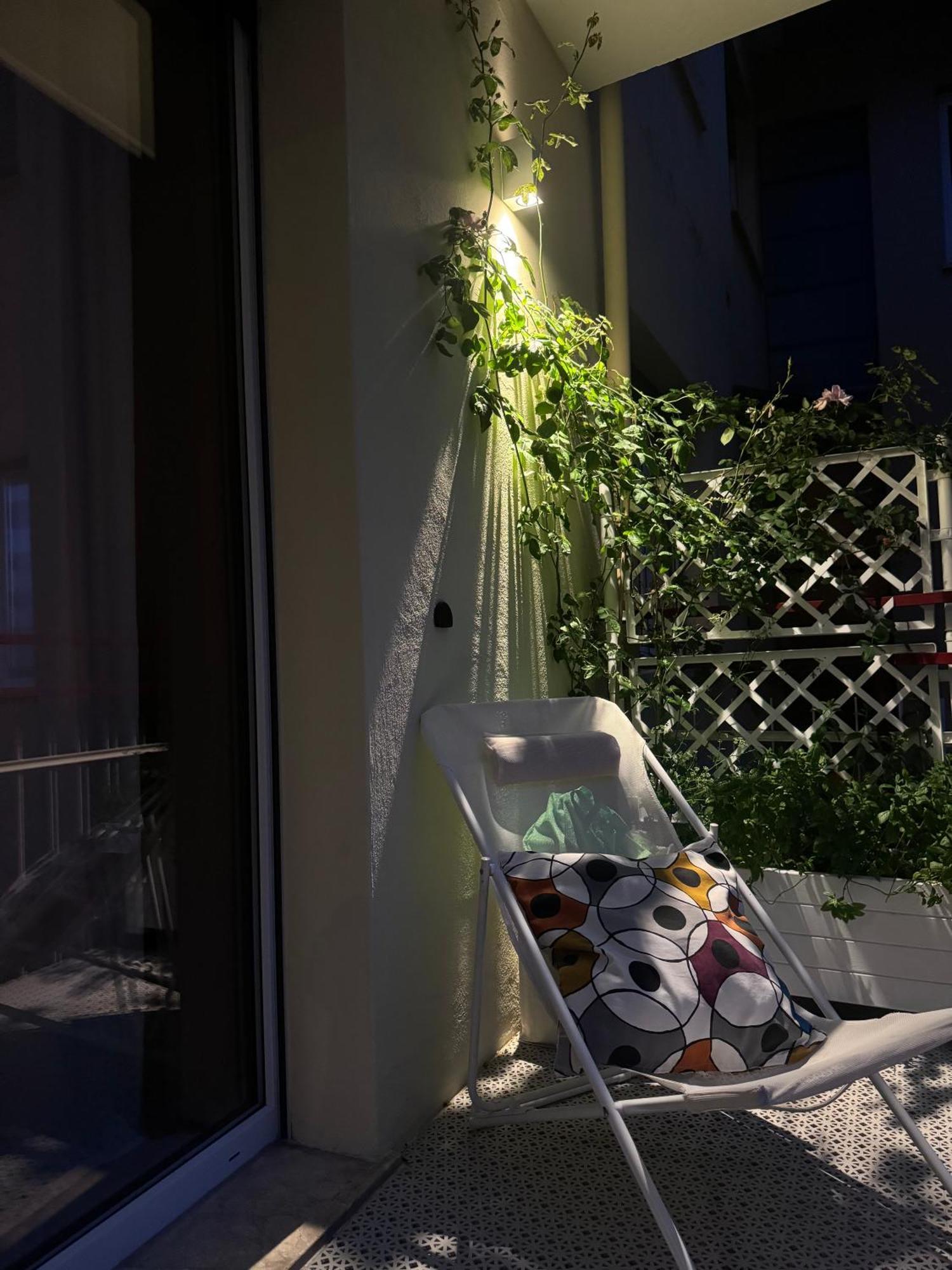 New Apartment In Historical Center Near Lake Riva del Garda Esterno foto