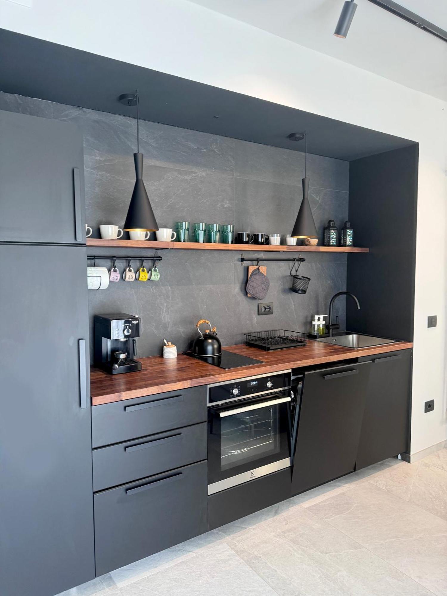New Apartment In Historical Center Near Lake Riva del Garda Esterno foto